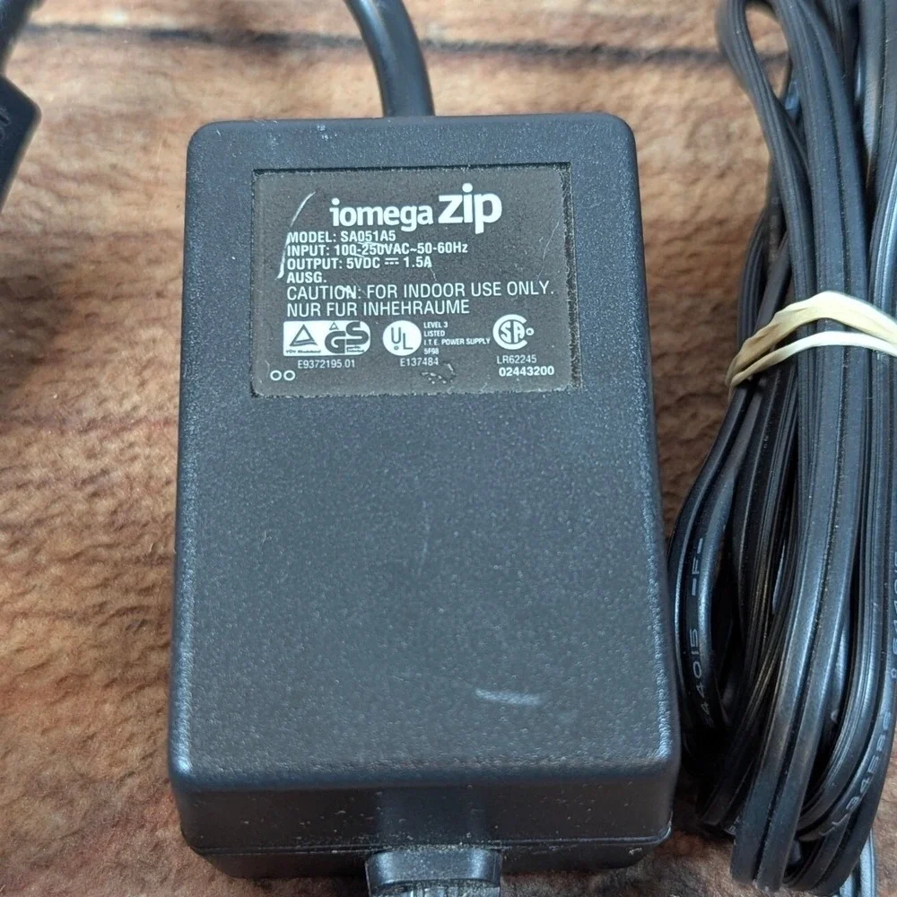 Iomega Zip Drive AC‎ Adapter Power Supply Charger 5VDC 1.5A SA051AS